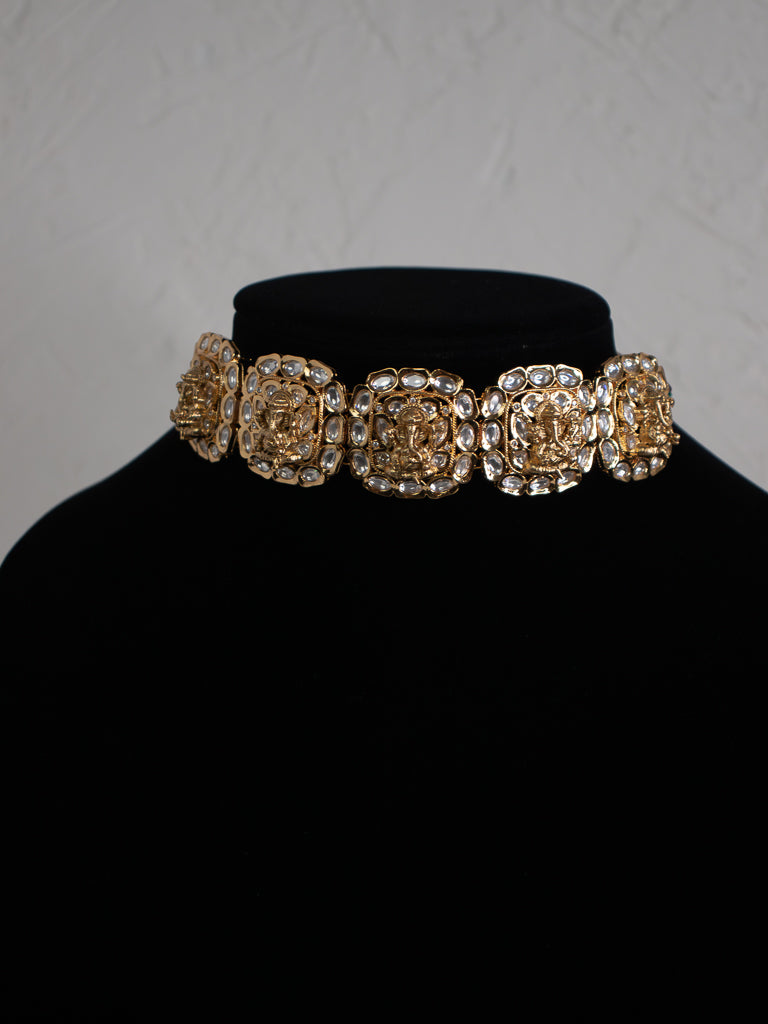 Ganesh Kundan Choker Set