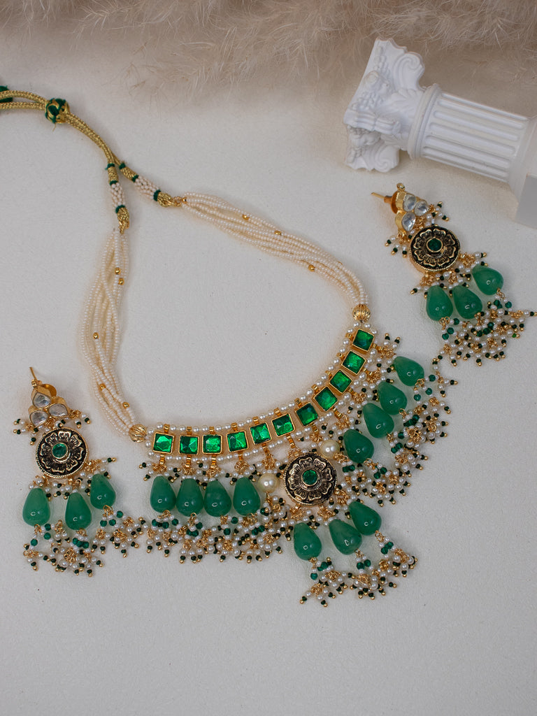 Aadhavi - Choker Set with Earring