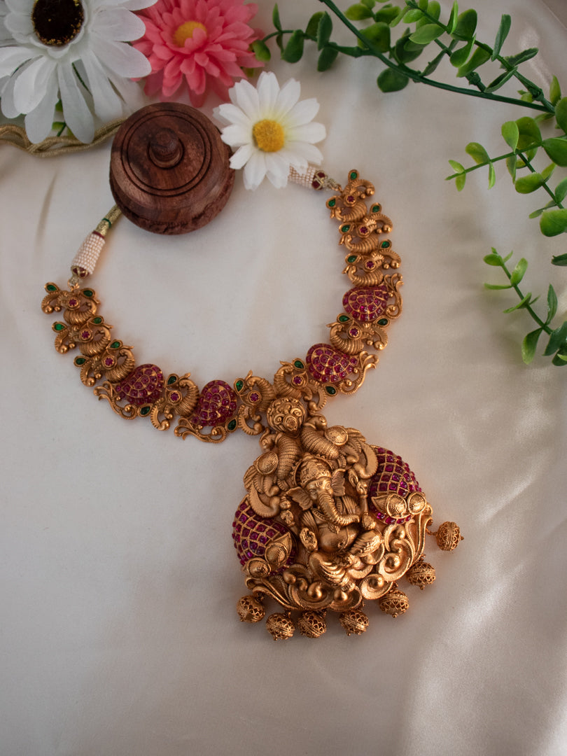 Ganesh Short Neckpiece Set