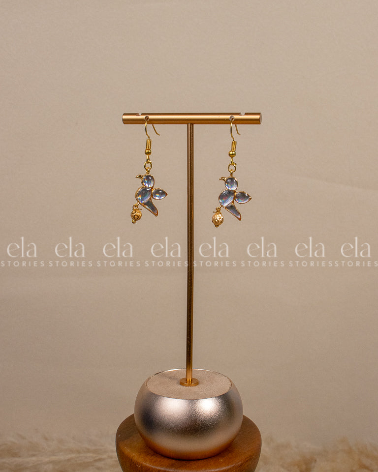 White Parrot Airy Pendant-Earring-Front