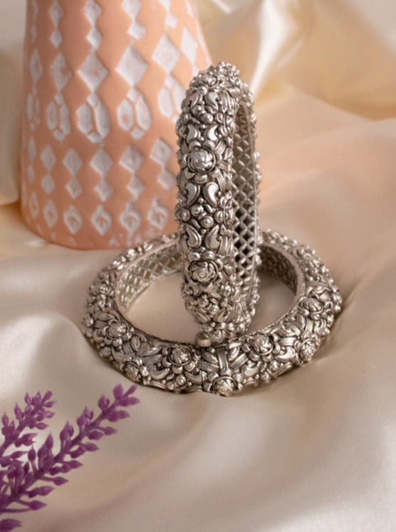 Silver Lookalike - Openable Screw Type Bangles - B116