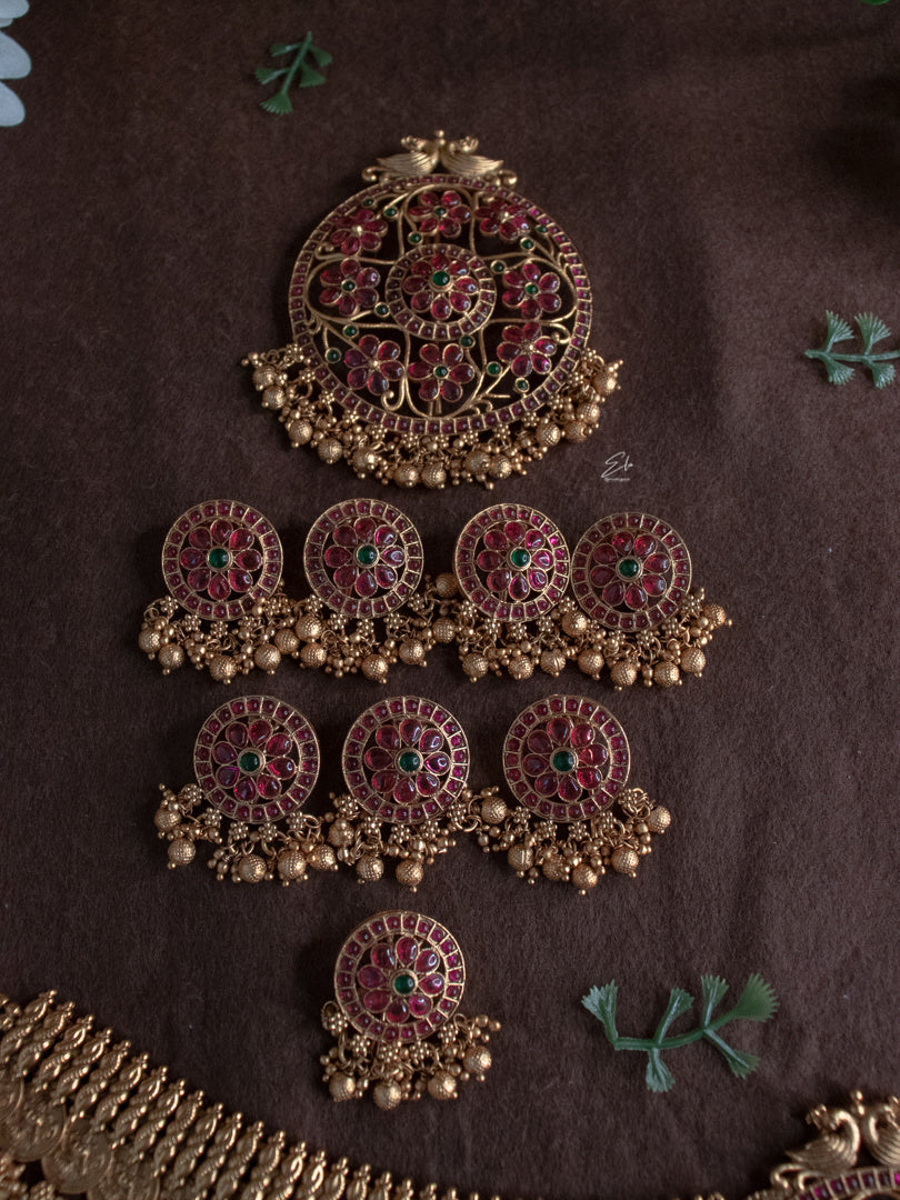 Traditional Lakshmi Bridal Set..