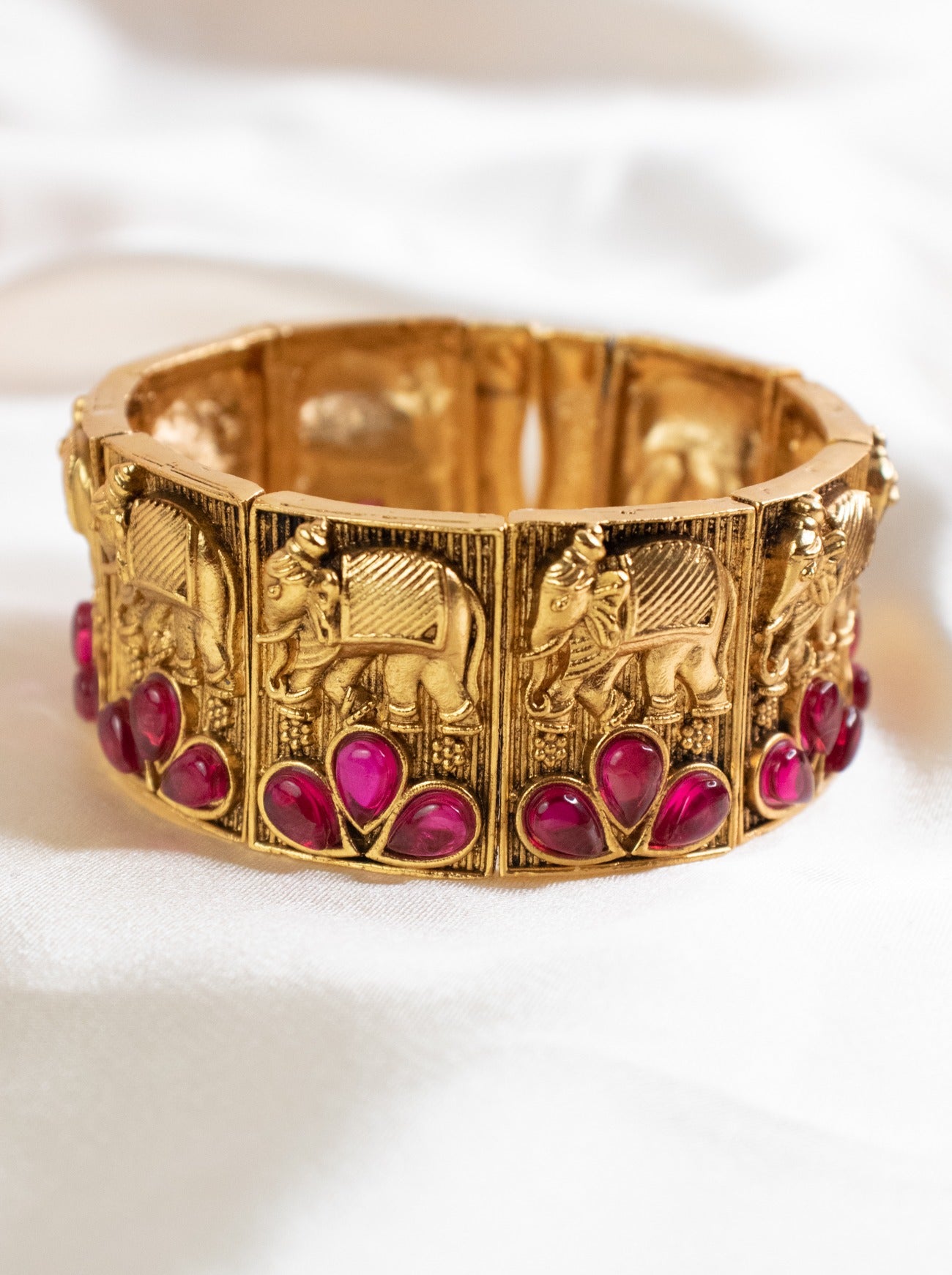 Elephant Bracelet - B117