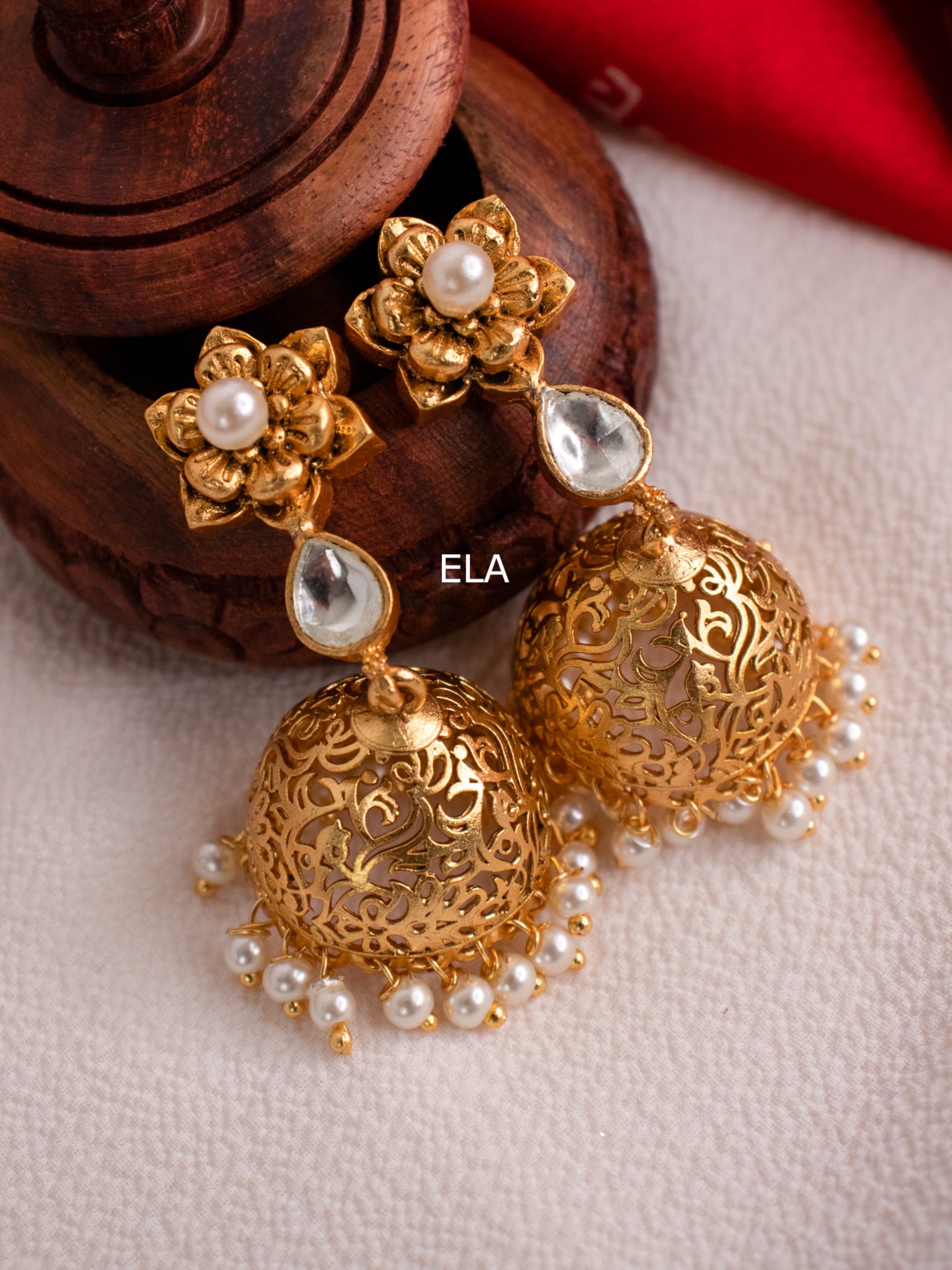 Antique Short Necklace Set