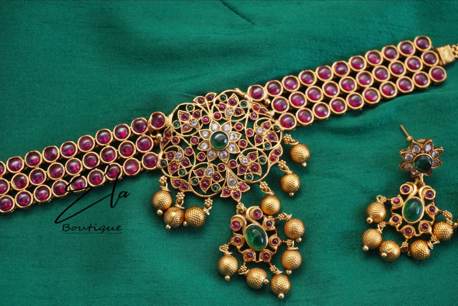 Premium Kemp High Neck Choker - Ruby & Green