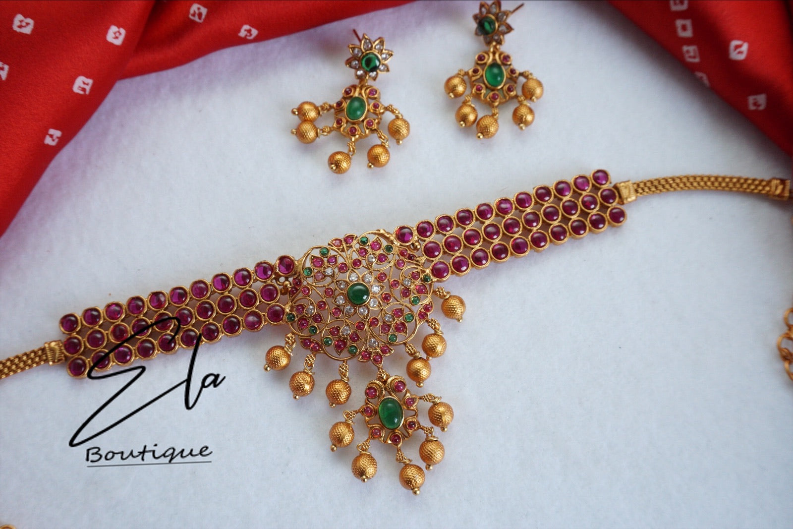 Premium Kemp High Neck Choker - Ruby & Green