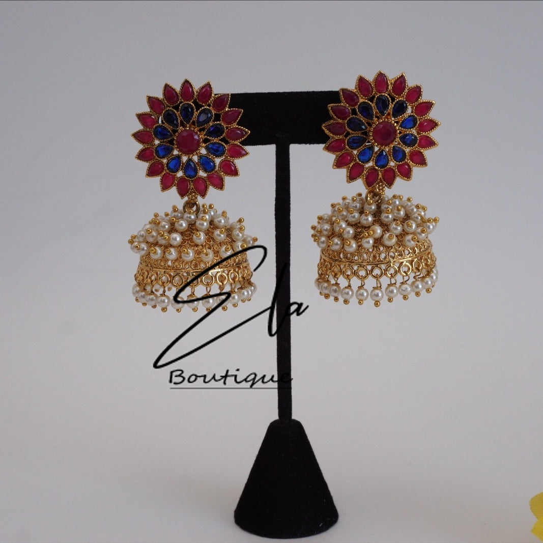 Jhumkas en grappes de perles
