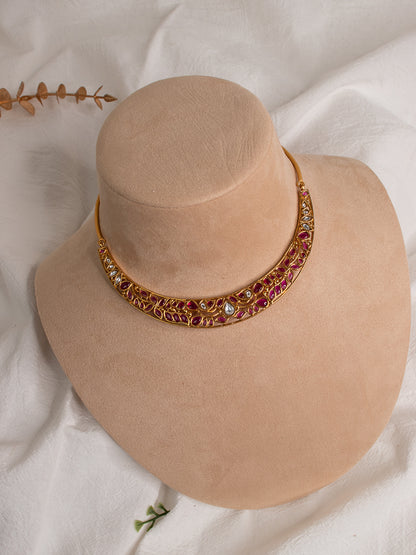 Elegant Kemp Necklace Set