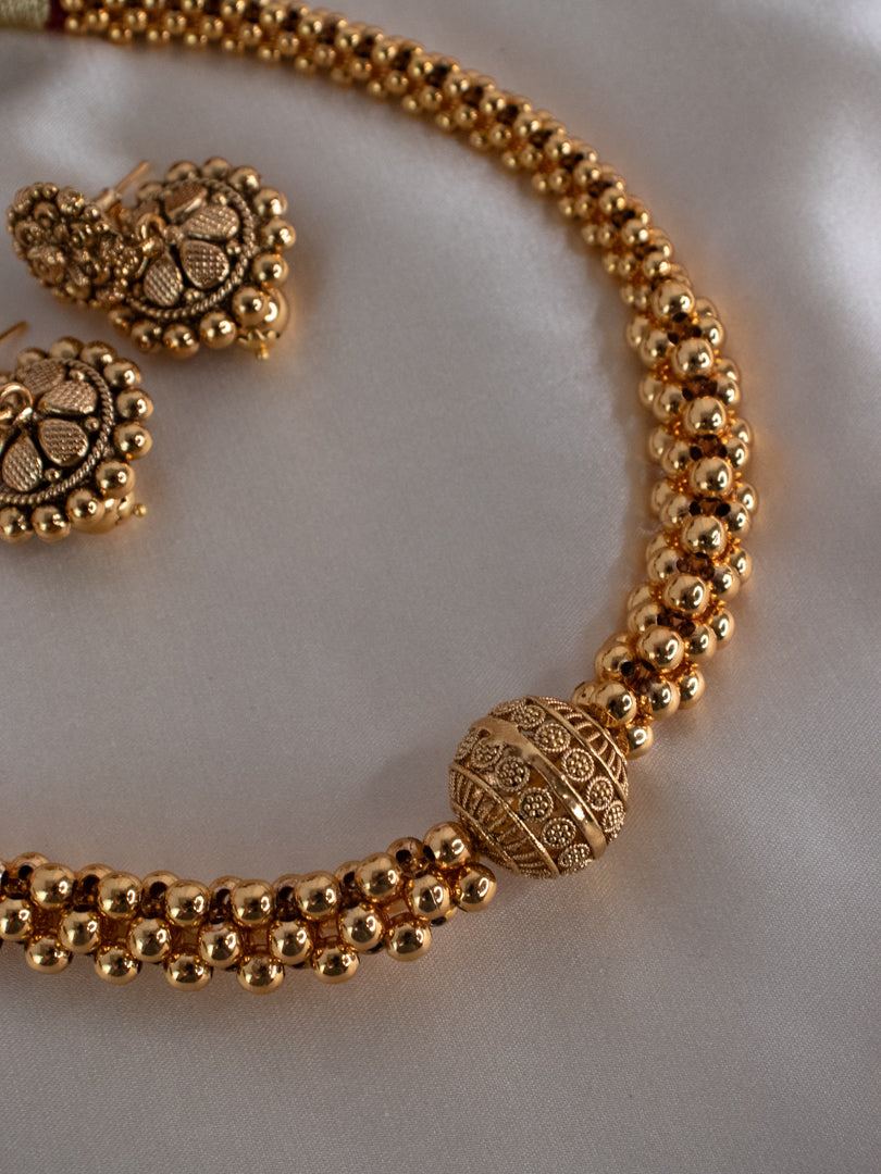 Antique Mala Necklace/gold plated