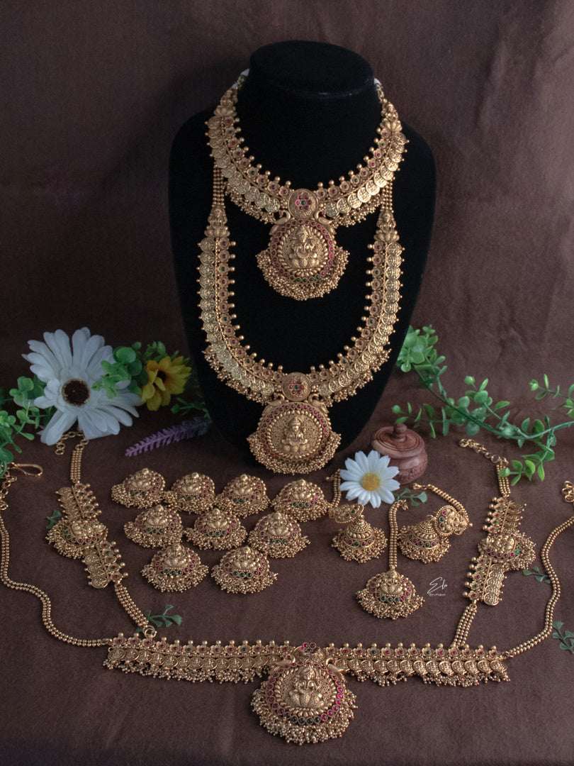 Lakshmi Kasumalai Bridal Set