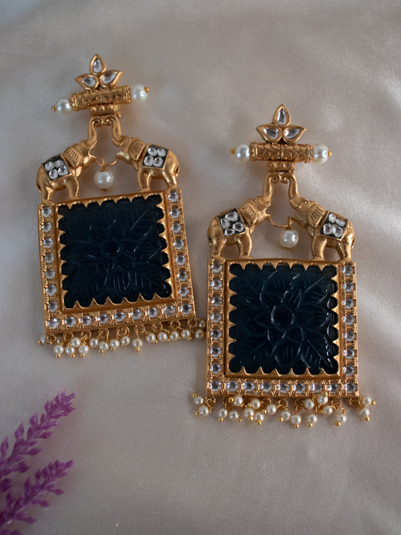 Yanai Earrings - Navy Blue