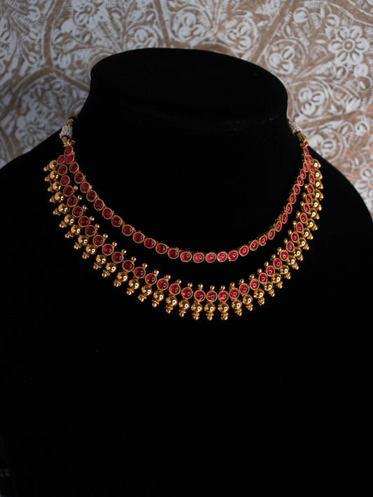 Short Kemp Neckpiece - Ruby