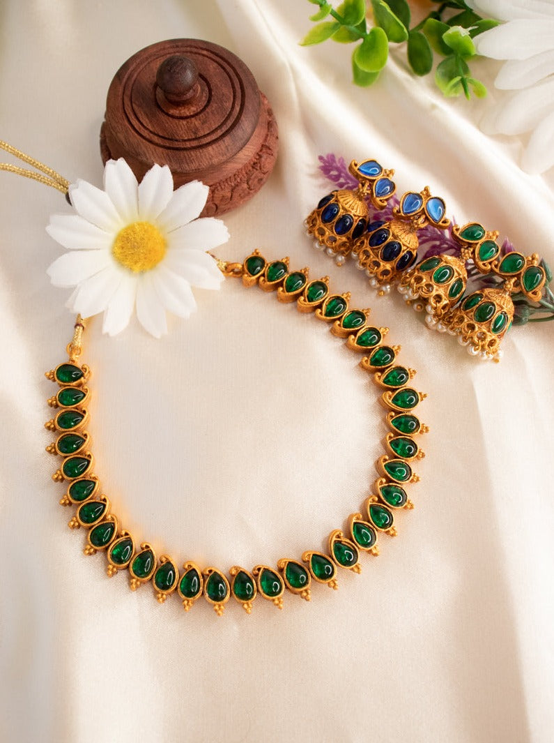 Double-Sided Necklace With 2 Pairs of Jhumkas - Indian
