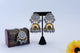 Jhumkas légers de couleur dorée
