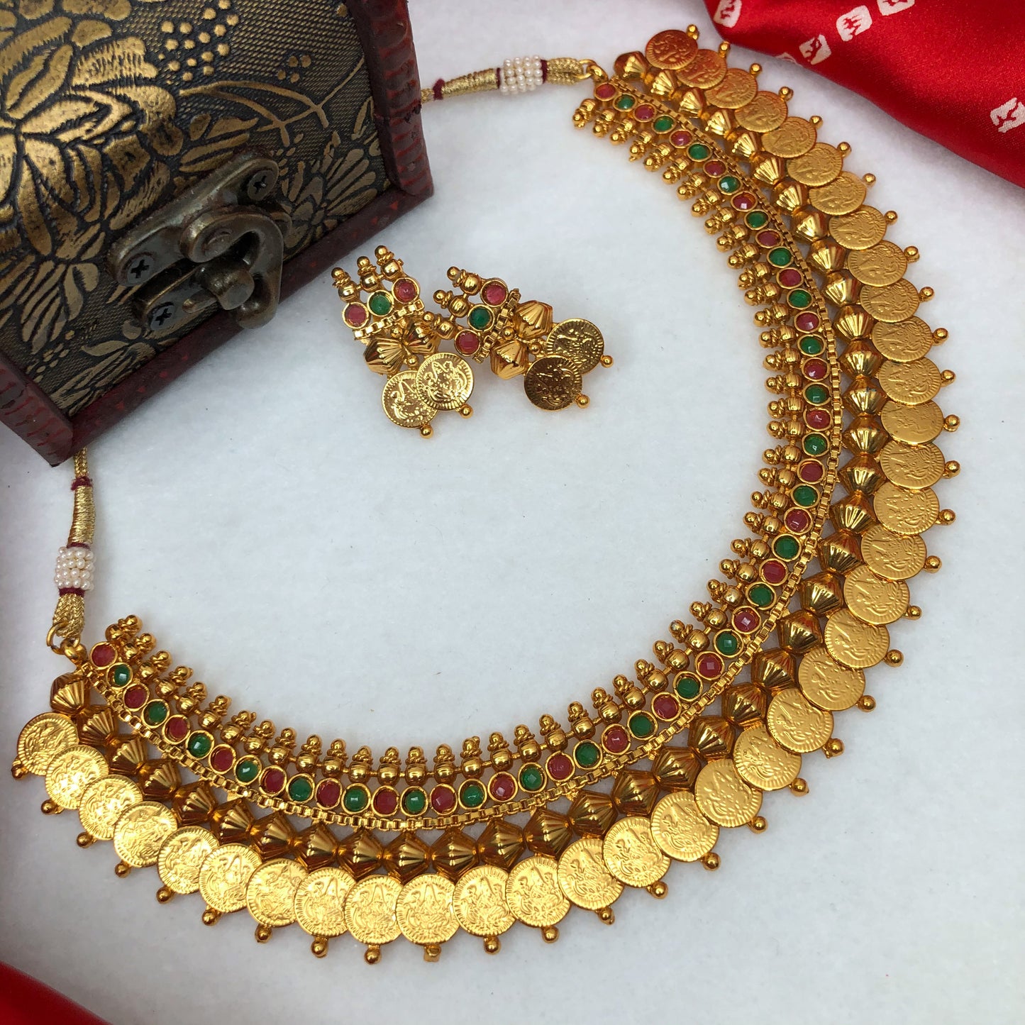 Traditional Kasu Malai Necklace With Earrings